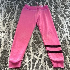 T2 love cotton joggers.  Size 4.  Super soft.  Can be worn with anything.